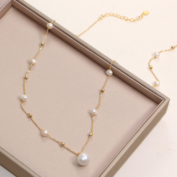 Women's Natural Freshwater Pearl Necklace With Starry Sky