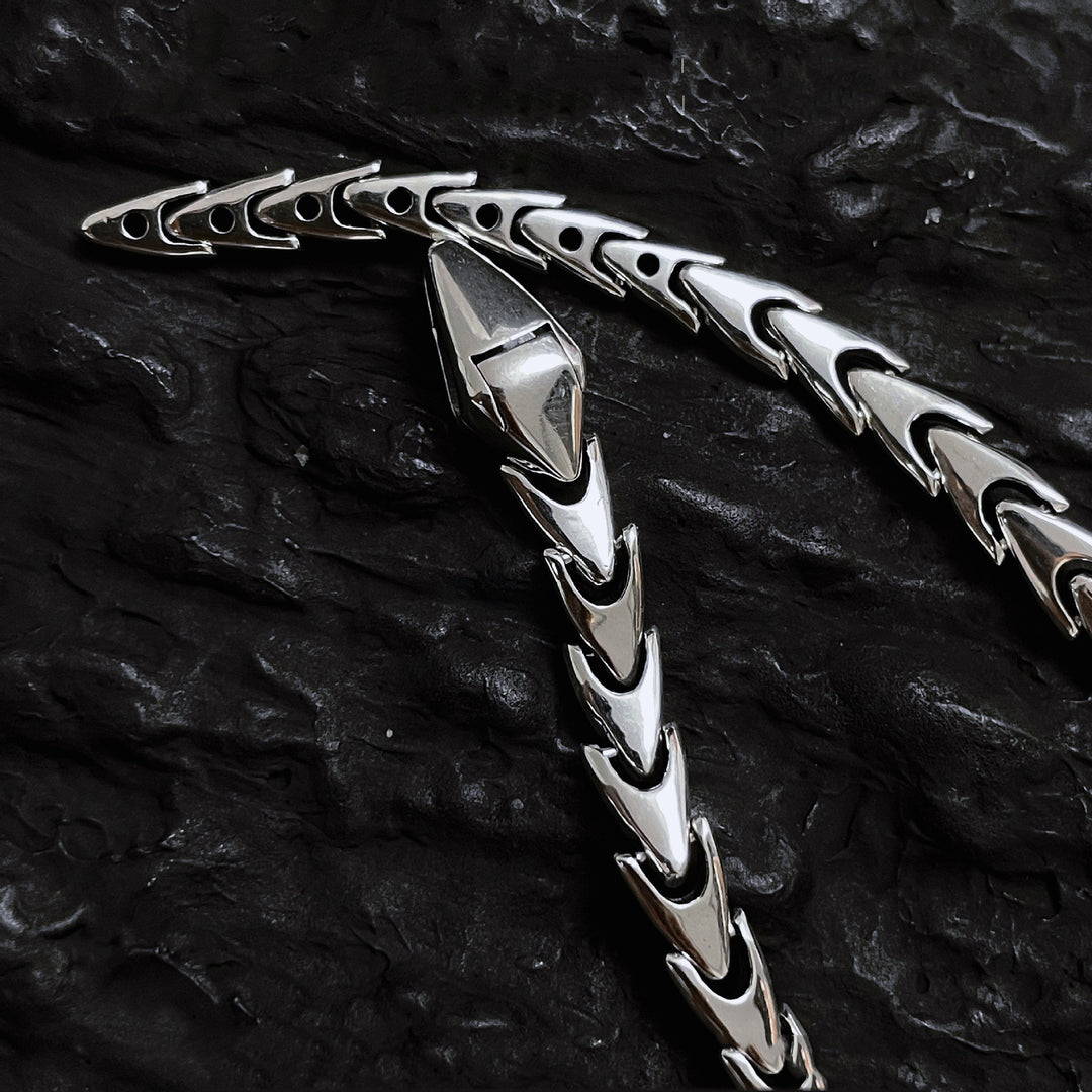 Fashionable Silver Snake Bracelet Bracelet