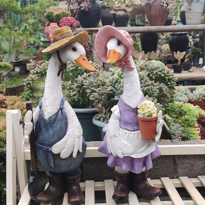 Cute Resin Duck Outdoor Statue Flexible Simulation Duck Ornaments For Outdoor Yard Lawn Garden Decorations - MRSLM